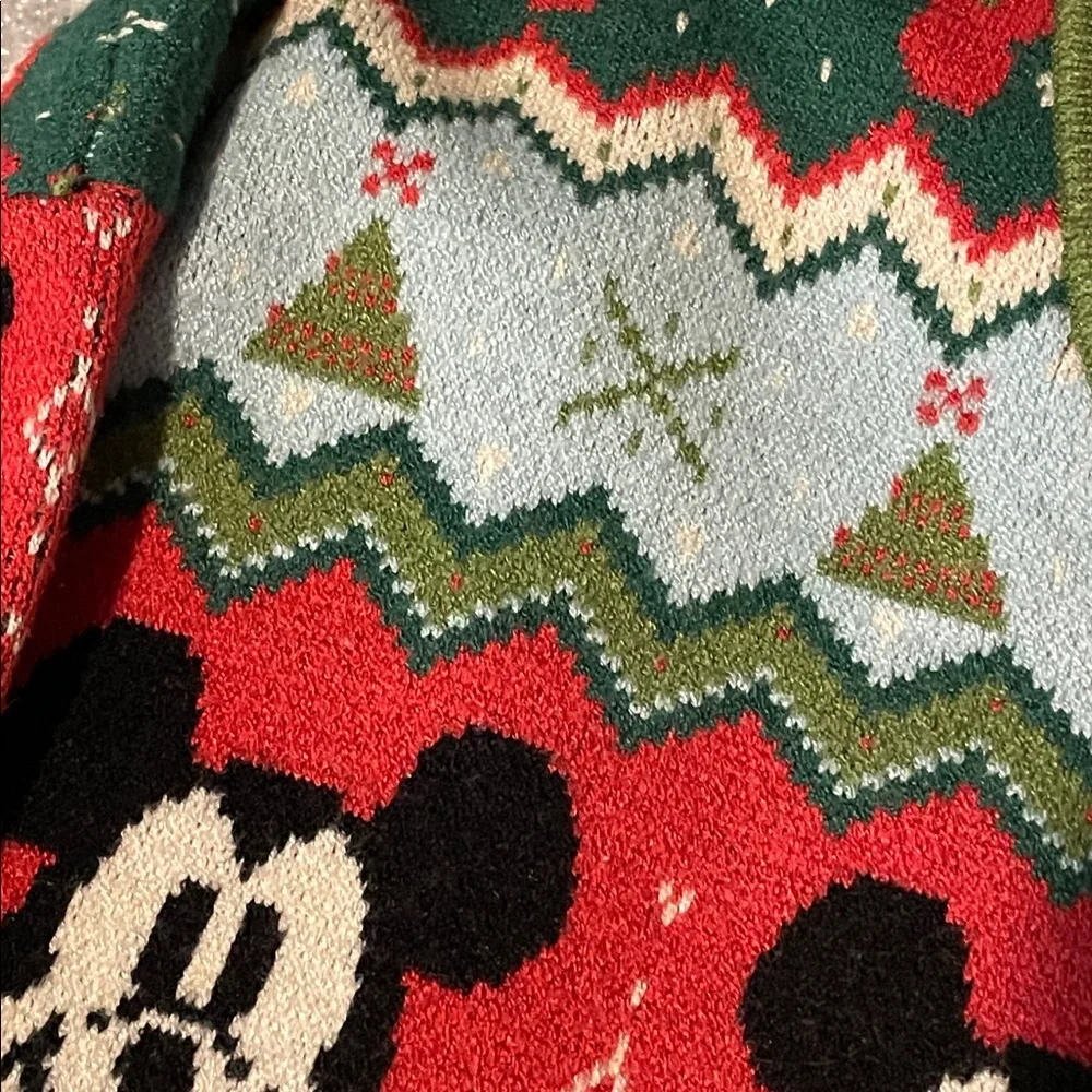 Disney Mickey Mouse Fair Isle Christmas Sweater XL